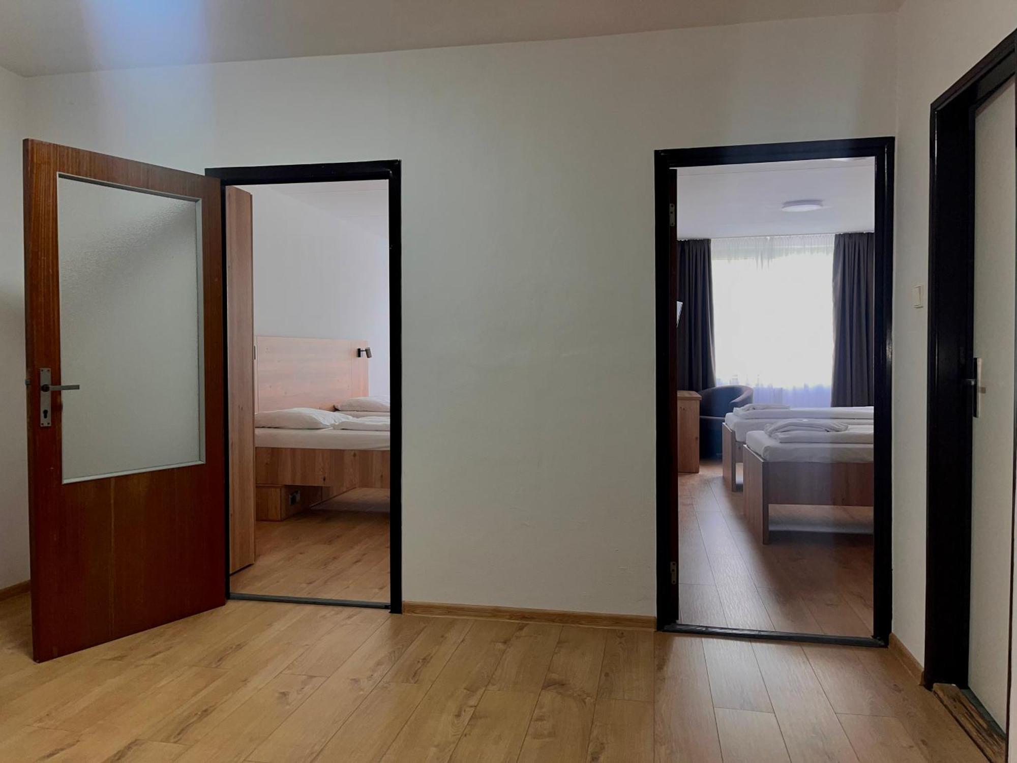 Hotel Akademia Kösice Dış mekan fotoğraf