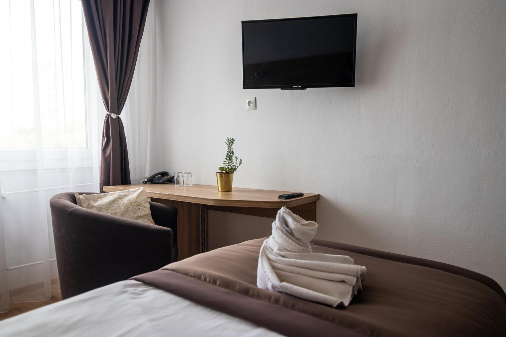 Hotel Akademia Kösice Dış mekan fotoğraf