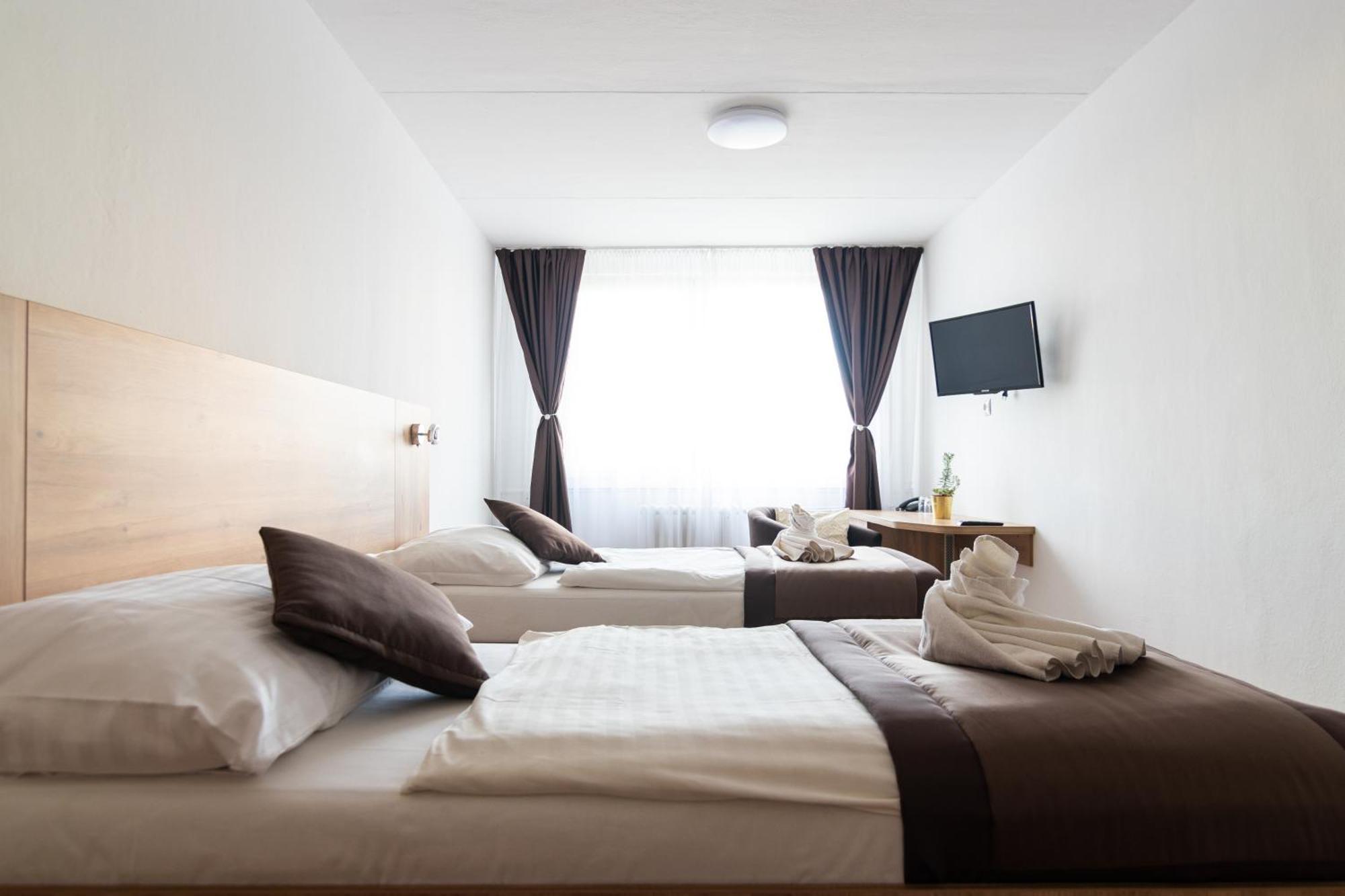 Hotel Akademia Kösice Dış mekan fotoğraf